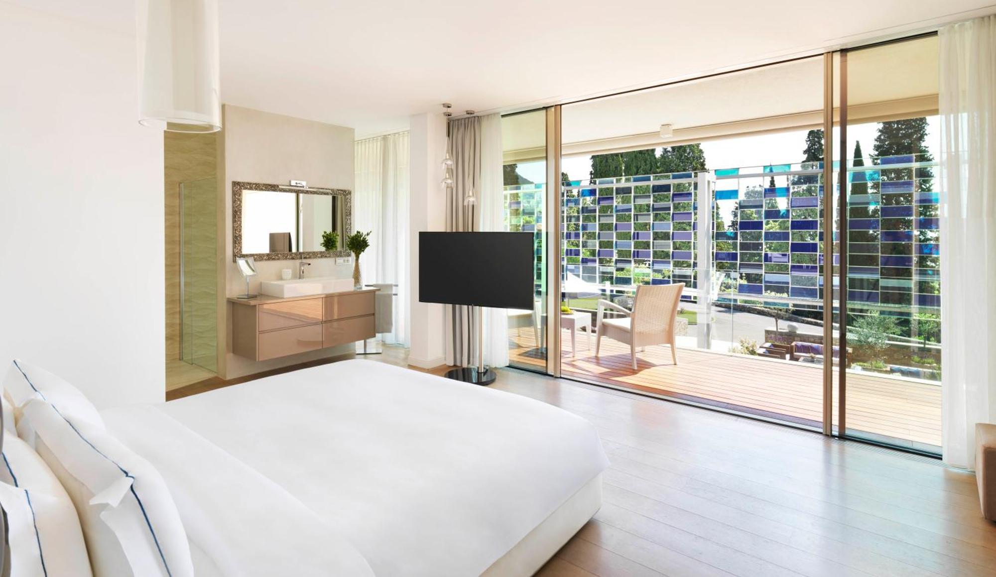 Eden Reserve Hotel Gardone Riviera Room photo